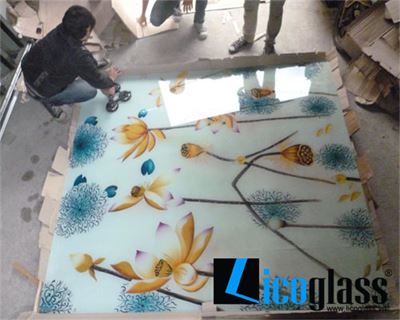 Mẫu tranh kính phong cảnh đẹp TKPC04 - Licoglass