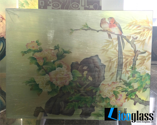 tranh kính nghệ thuật